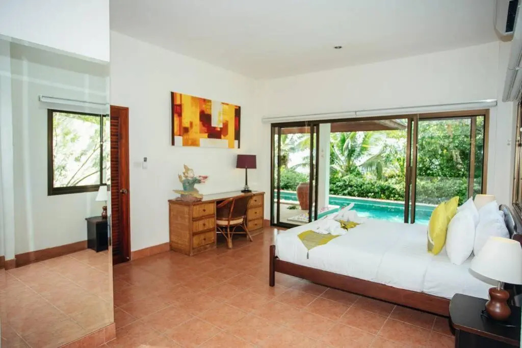 Secret Garden Villa 3BR（Pool/Walk to beach）