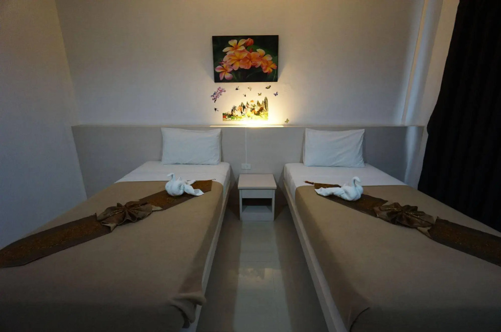 Phuthara Hostel