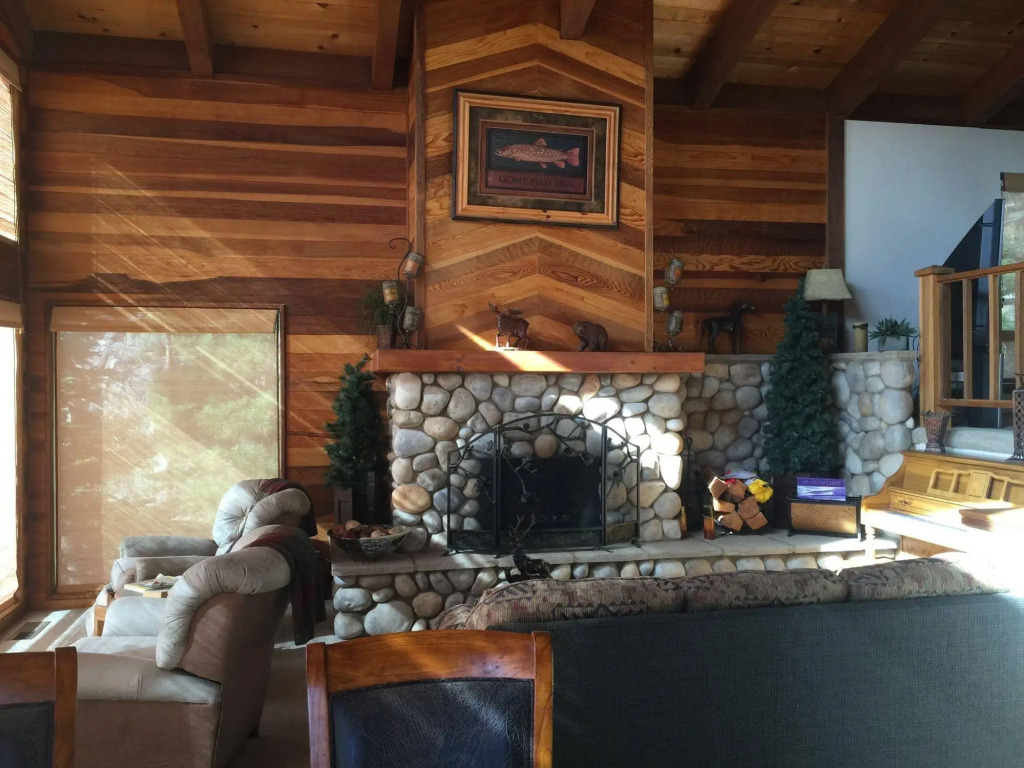 Lake View Premium Home in Zephyr Heights