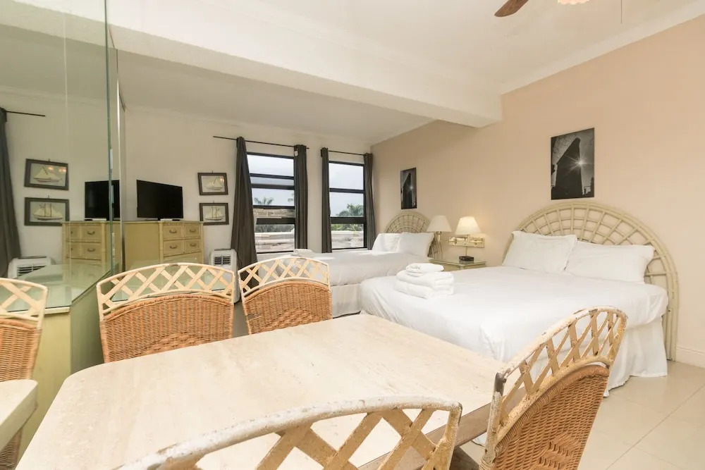 449 City View Studio Hollywood Beach