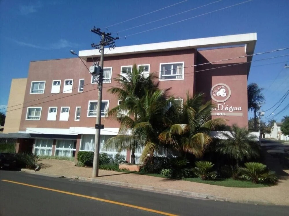 Lirio DÁgua Hotel