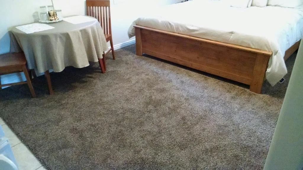 Lazy Inn Bed and Breakfast