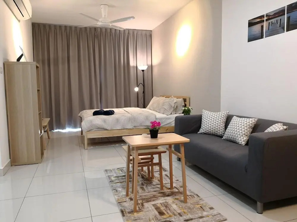 Teega Suites by RR JBcity