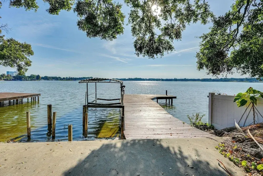 Dock & Beautiful Views! Spacious Bellows Lake Gem