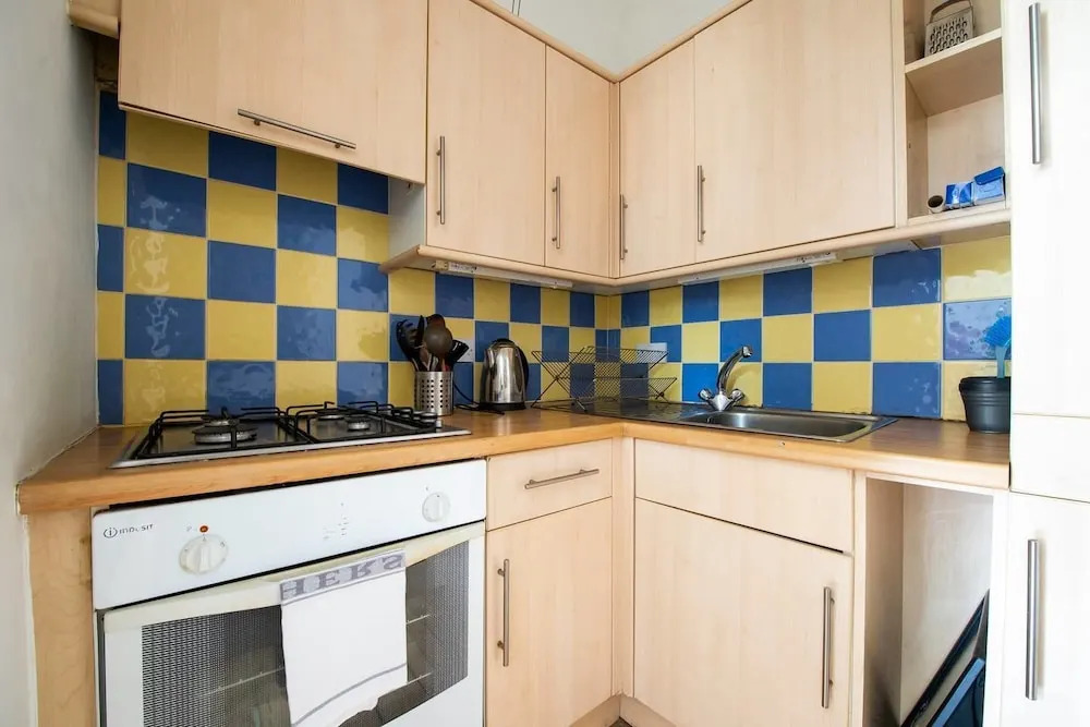 Victorian Apartment in Lively Marchmont