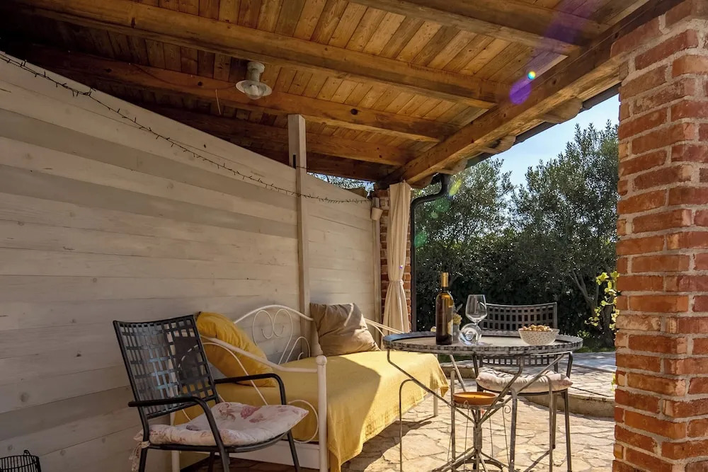 Tiny House With Private Pool Kostrena