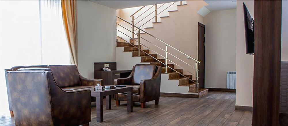 Sevan Up Inn