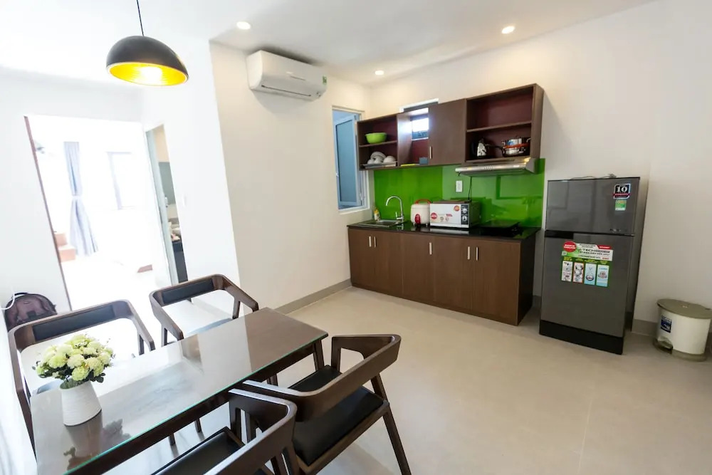 Vivian Hotel