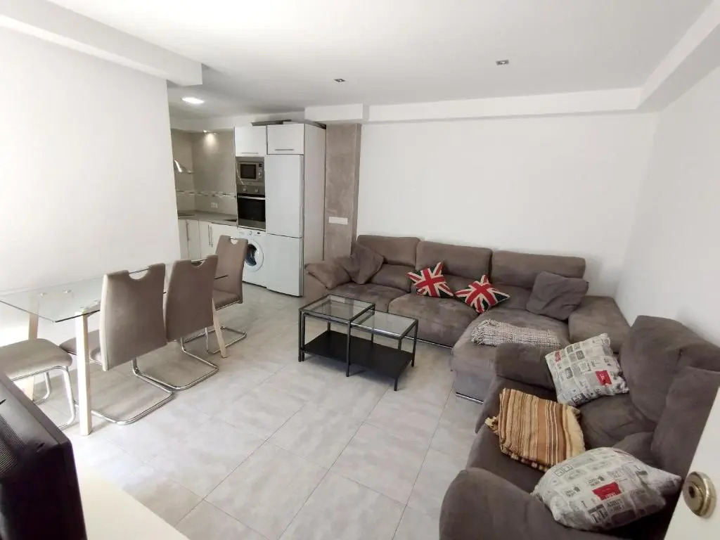 2 bedrooms appartement with city view furnished terrace and wifi at Barbate
