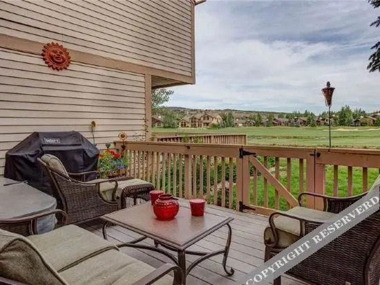 Racquet Club Village Retreat