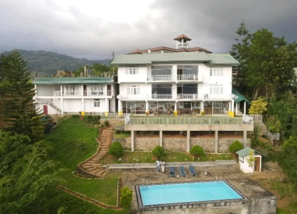 Sky Lodge