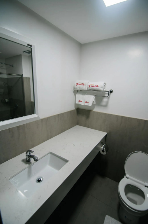 Travelite Express Hotel