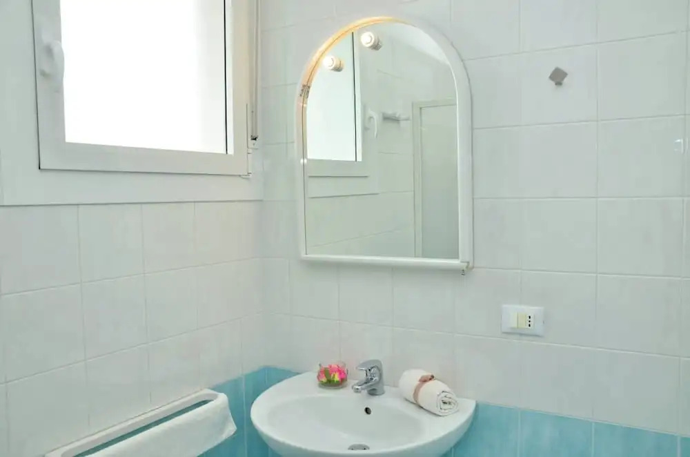 Lovely Peaceful Villa Near the Beach-beahost