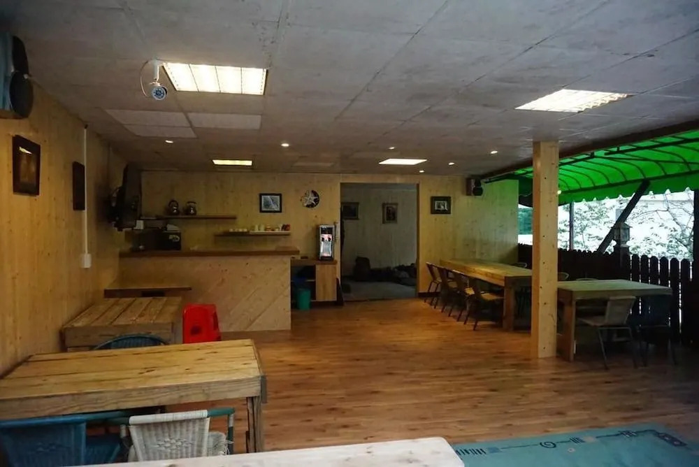 Hooja hotel