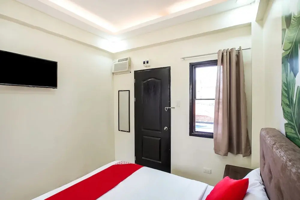 OYO 458 Kathy's Home Garden Suites