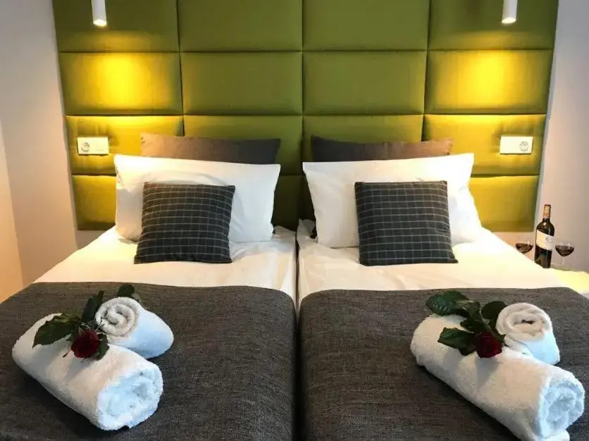 Premium Apartment - Chopin AirPort