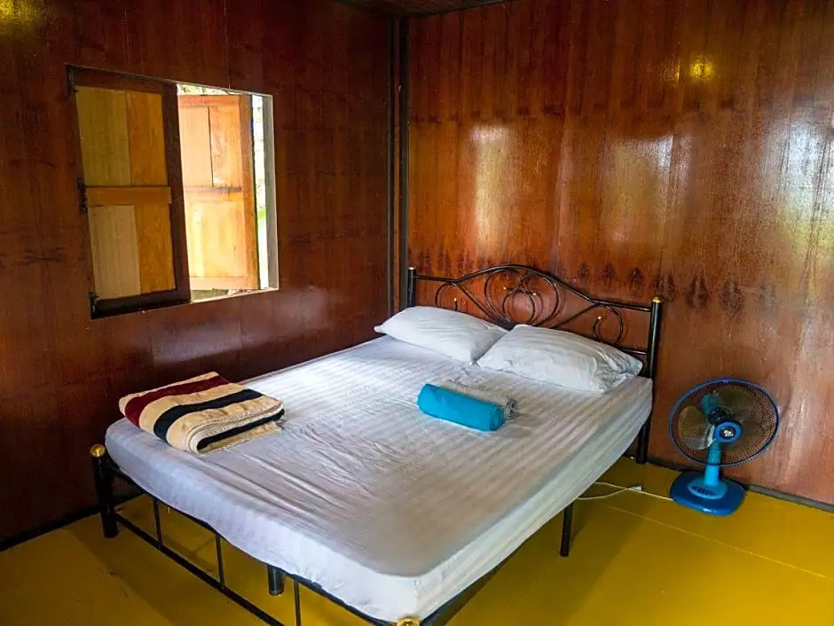 Secret Place Hotel and Restaurant