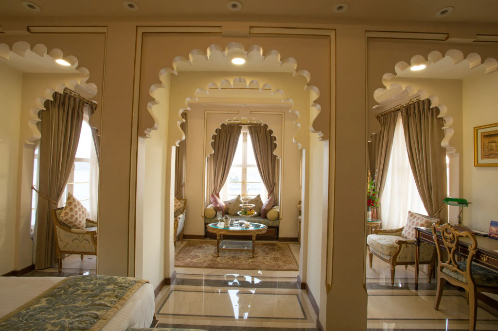 Taj Fateh Prakash Palace Udaipur