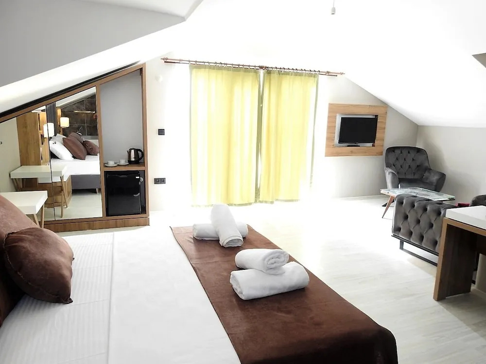 Armoni Life Hotel