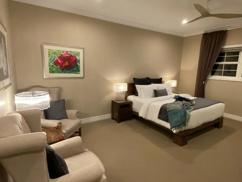 Kerami Manor & Day Spa