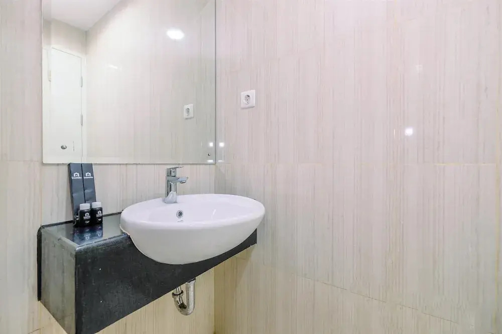 Homey 2BR Sentul Tower Apartment near SICC