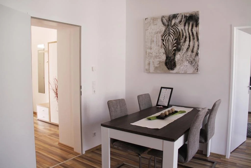 CheckVienna – Apartment Huglgasse