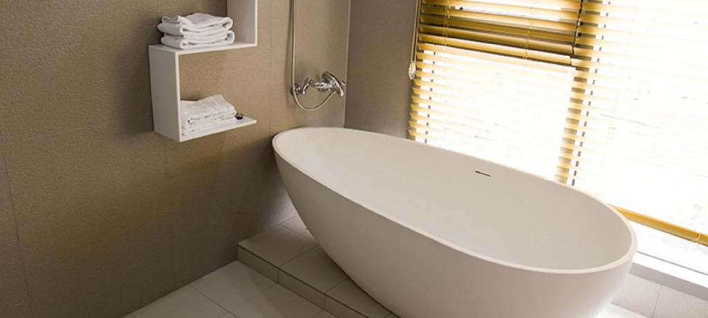 Black Sands Hotel