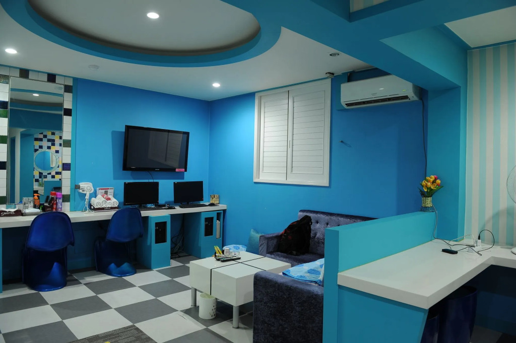 S Motel