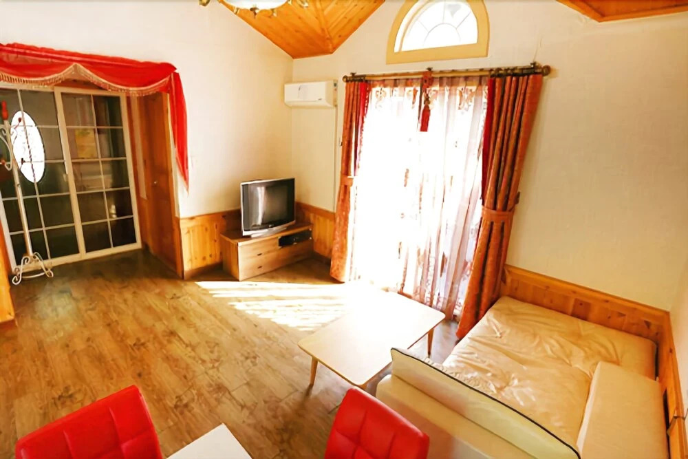 Hongcheon Riverside Castle Pension