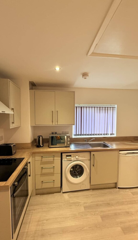 1 Bedroom Fully Furnished Apartment