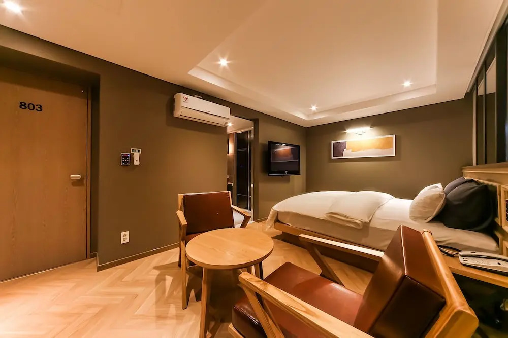 Cherish Hotel