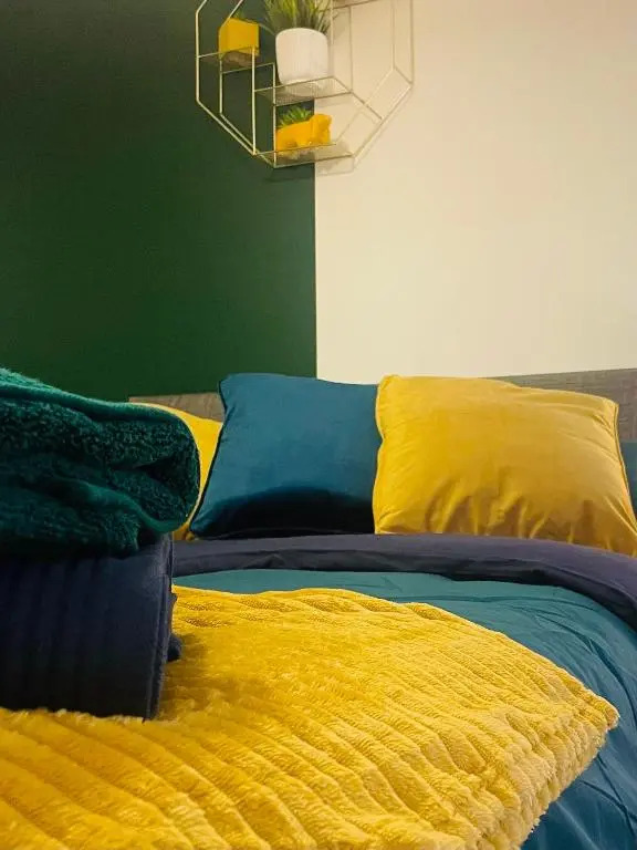 #0110 Lovely One bedroom apartment - Free parking
