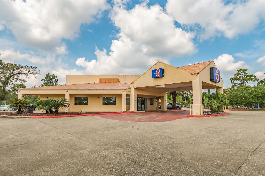 Отель Motel 6 Lake Charles, La, Лейк-Чарльз - бронирование через ВашОтель.R...