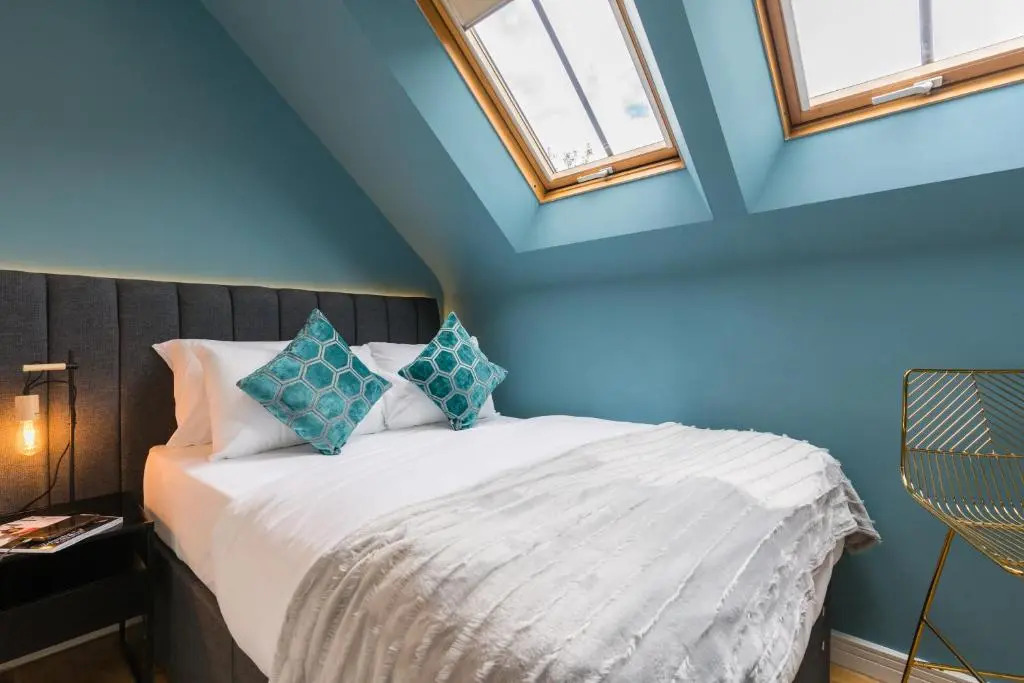 Oakfield Premier Apartments-High Speed WiFi-Smart SelfCheckIn-Central Cardiff Gem