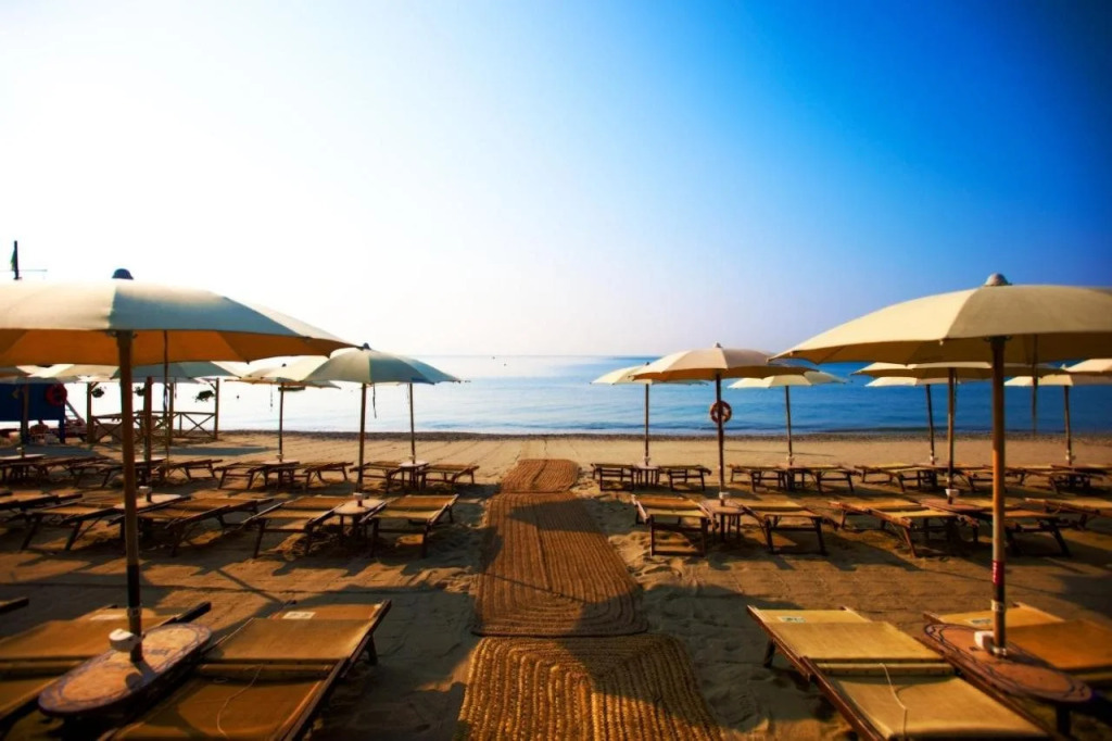 Mare Hotel