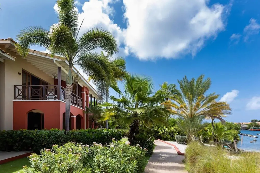 Tropical Escape With Pool and Ocean Views
