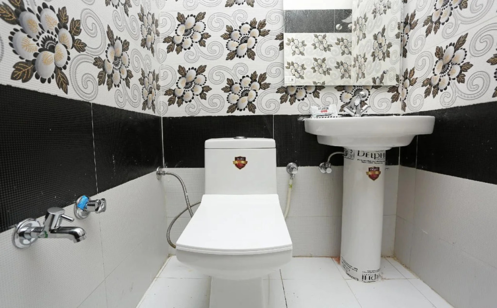 Hotel Vyom Vilas By OYO Rooms