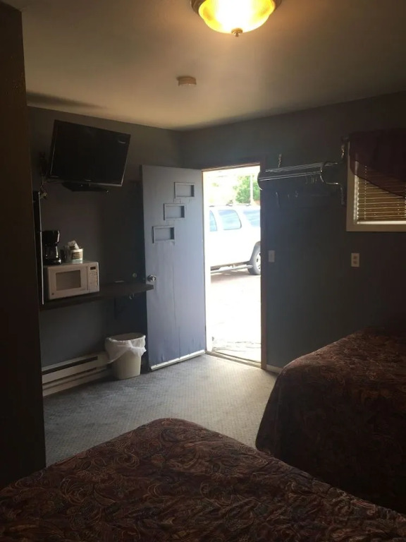 West Side Motel