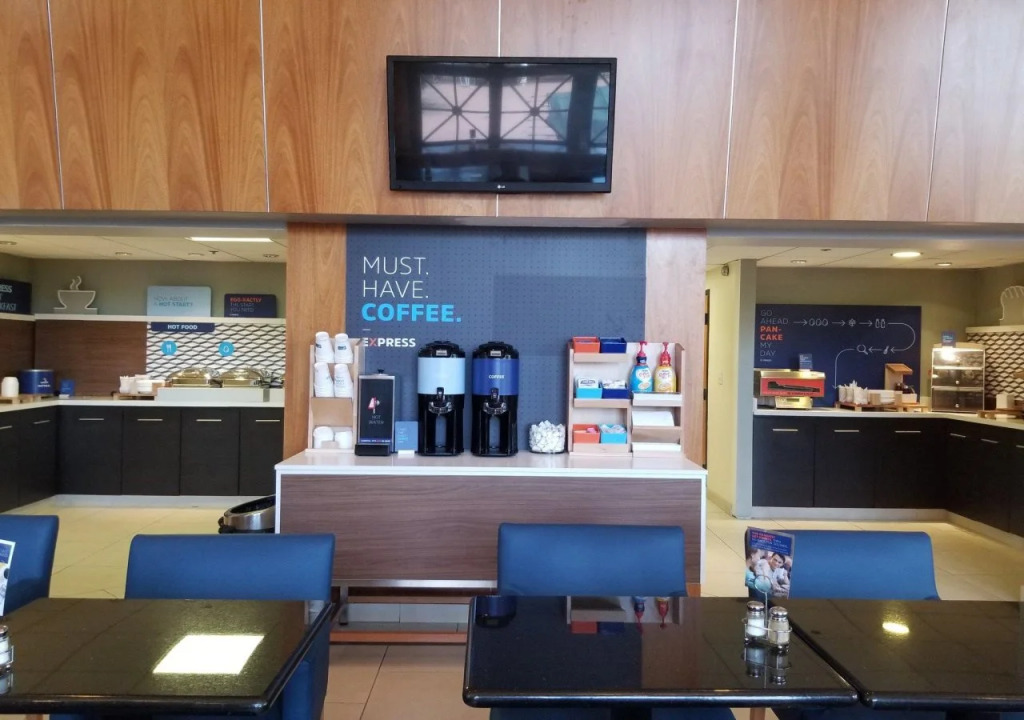 Holiday Inn Express Schaumburg-Rolling Meadows by IHG
