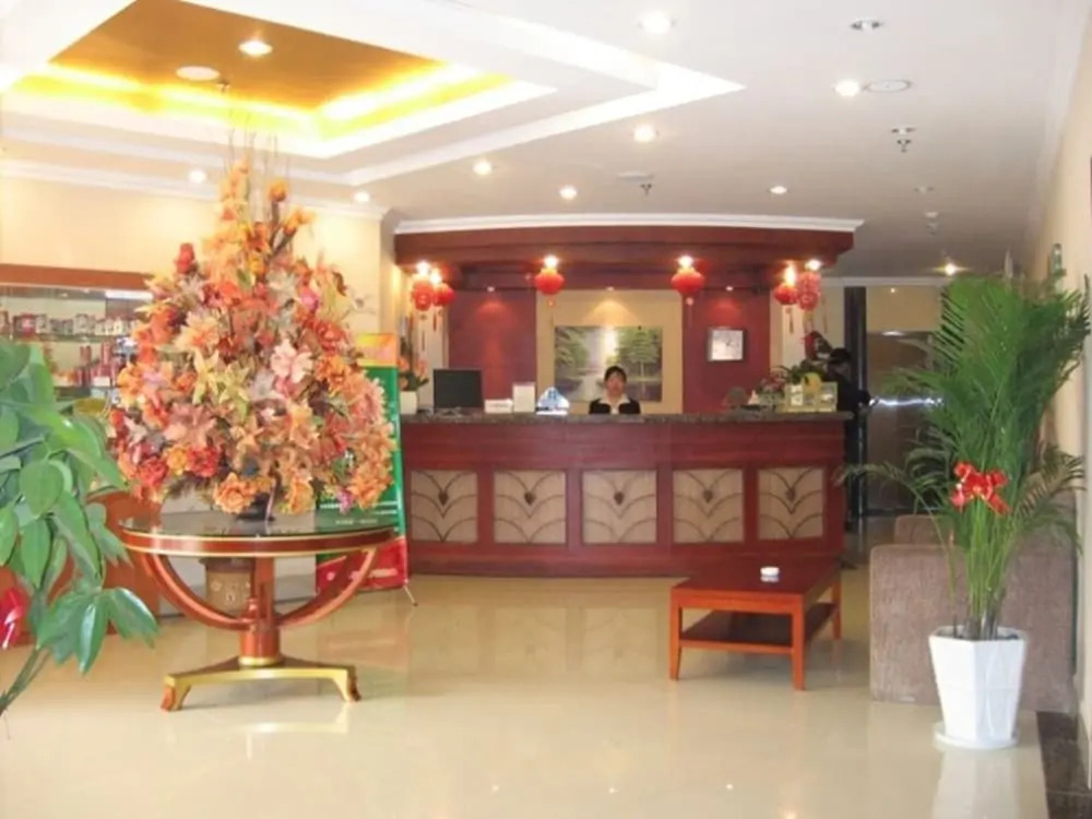 GreenTree Inn JiangSu Zhenjiang Center Street No 1 People's Hospital Express Hotel
