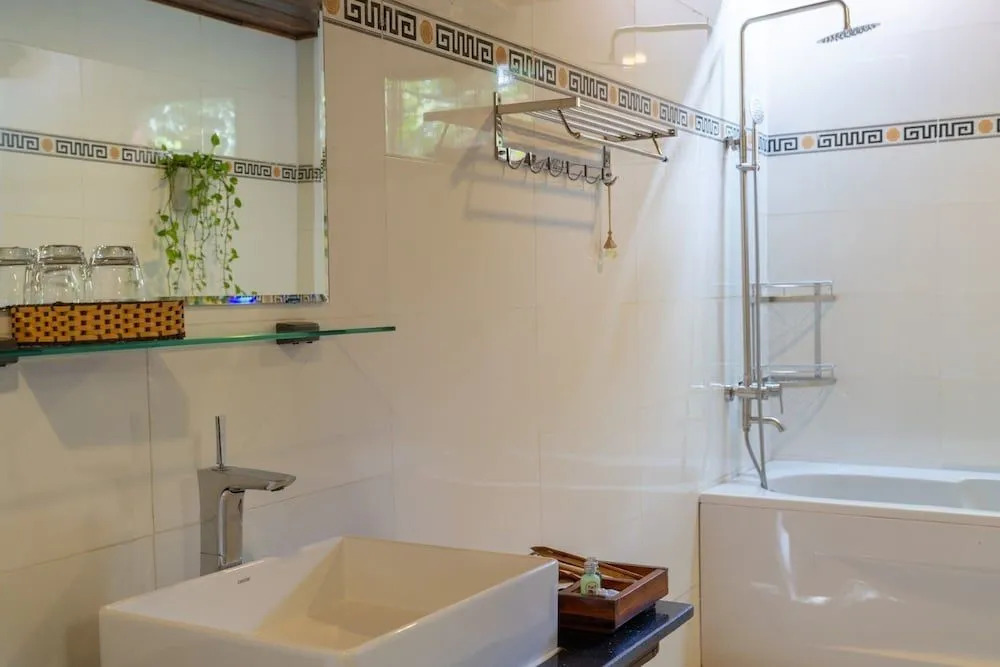 Anna Pham Bungalow - Friendly Local
