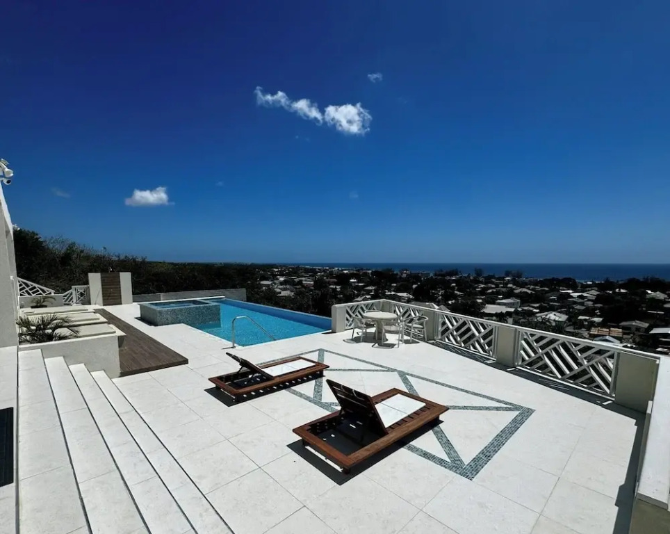 Luxury 4 Bed Villa in Barbados With Amazing Views
