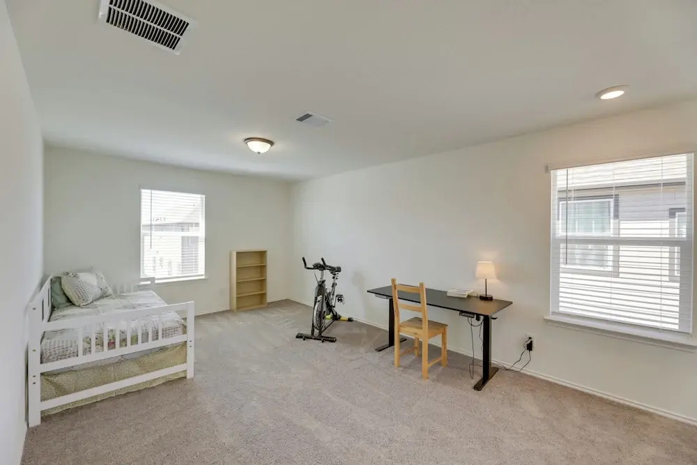 Manor Vacation Rental w/ Yard: 17 Mi to Austin!