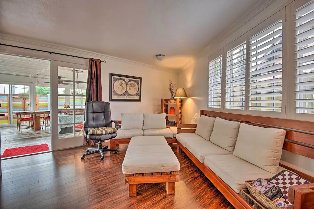 Arcadia Home w/ Sunroom & Deck in Central Location
