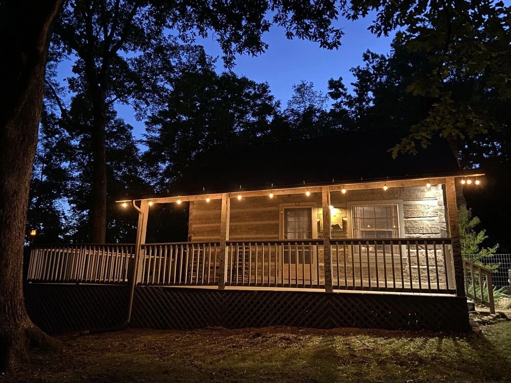 Bear Creek Cabin 2 Bedroom Cabin by Redawning