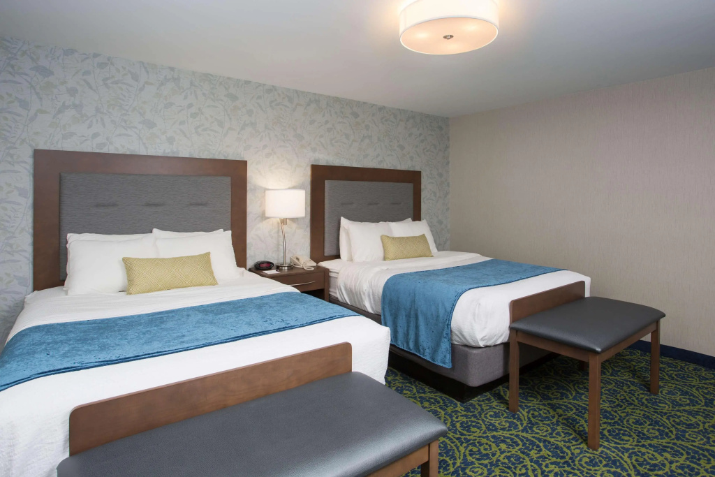 Best Western Plus Portsmouth Hotel & Suites