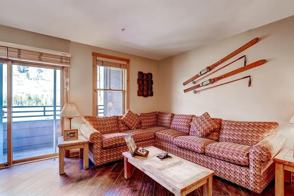 Premier 2br /walk To Slopes + Outdoor Heated Pool 2 Bedroom Condo by RedAwning