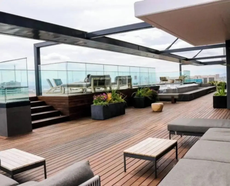 Exclusive Apt With Balcony, Stunning Views & Pool