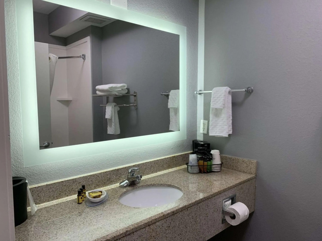 Best Western Plus Olive Branch Hotel & Suites