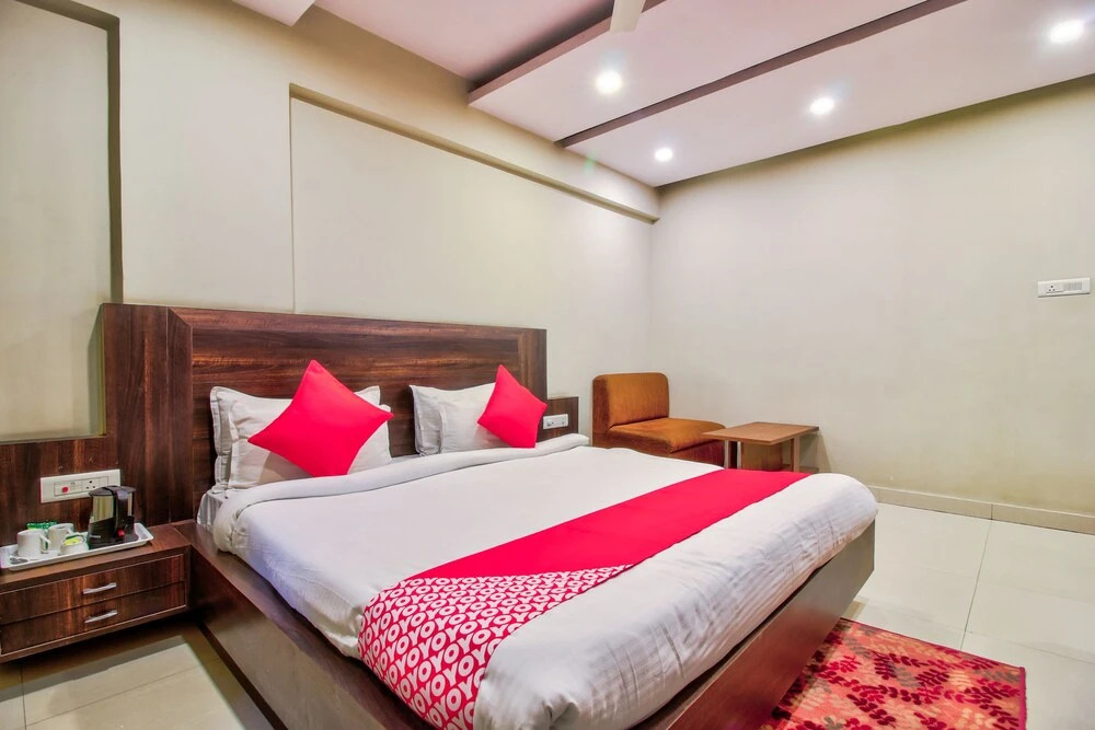OYO 3211 Mahal Inn